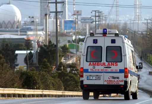 Bus overturns in Turkey, 21 people die
